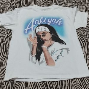 Aaliyah Tee